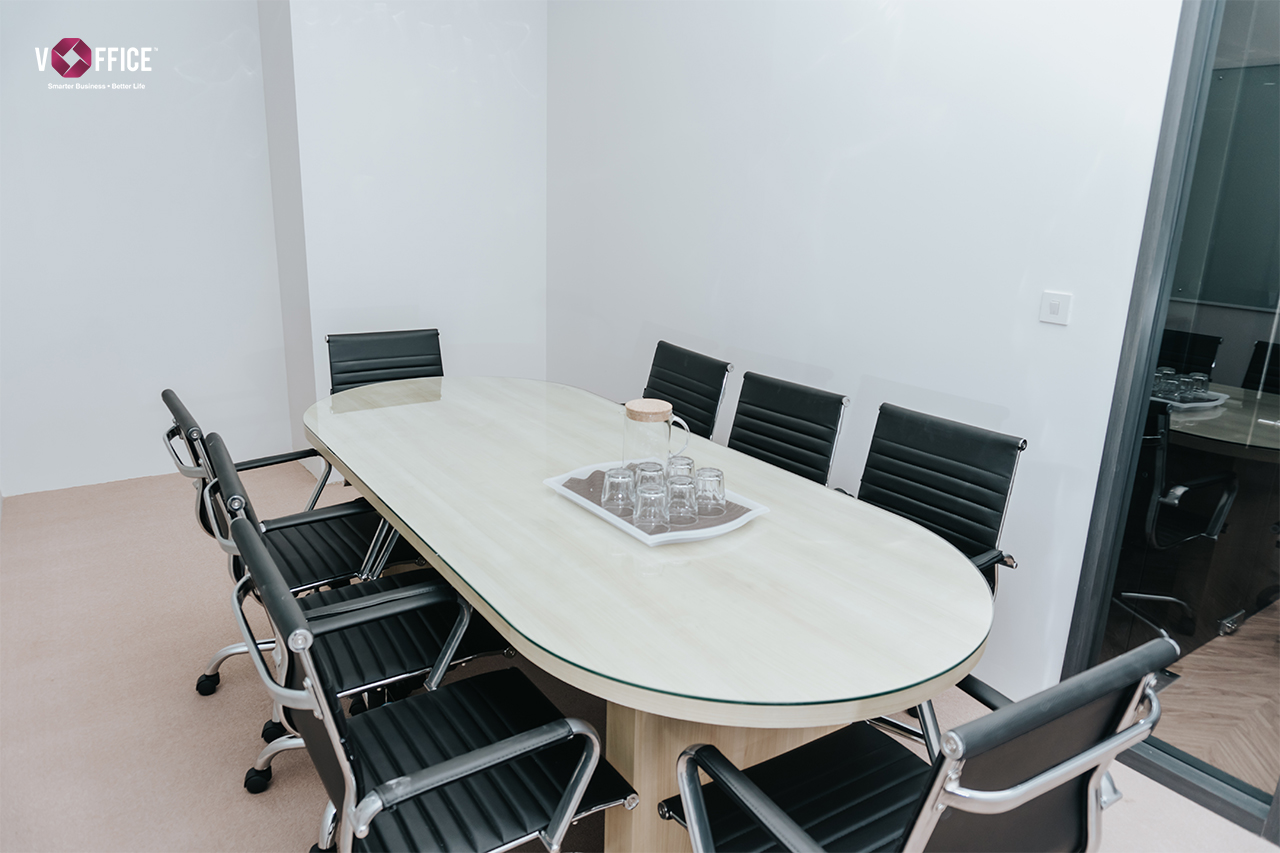 The Honey Lady - Meeting Room 2